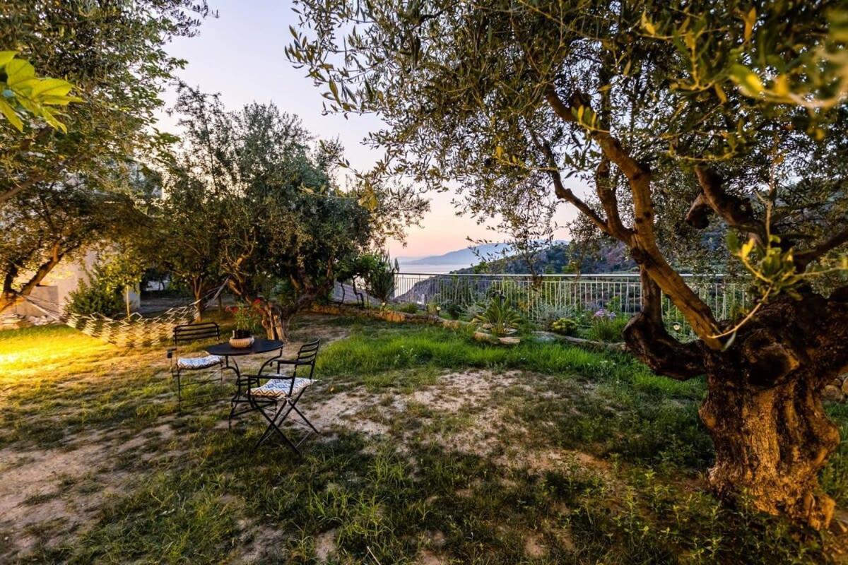 Kitries Summer Getaway - Eden Cozy Suite Kitriaí المظهر الخارجي الصورة